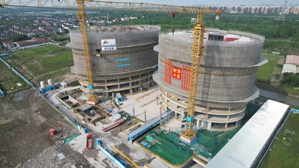 上?？捣饺蜓邪l中心項目主體結構全面封頂，助力生物制劑研發新紀元